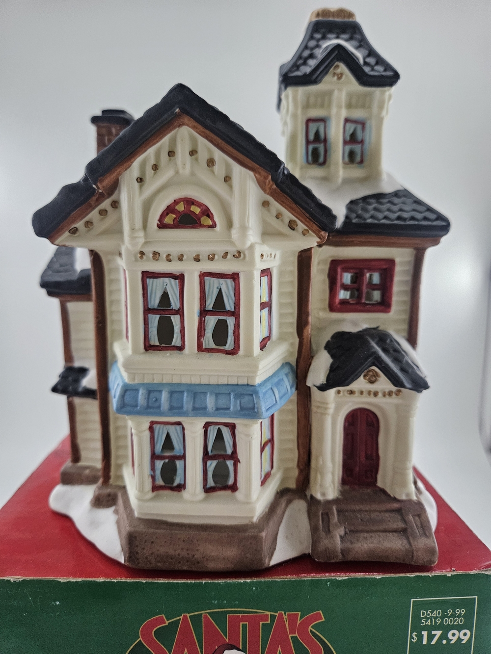 Santa's Trim Shoppe Porcelain Lighted House With Cord/bulb